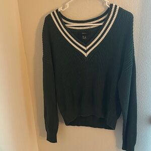 Green v-neck forever 21 retro sweater